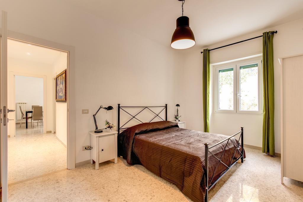Daisy Guest House Colosseo Rom Værelse billede